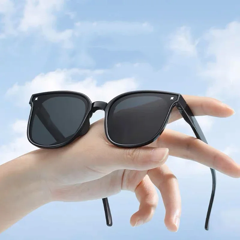 Детски Маркови слънчеви очила дизайн за Слънчеви очила за момчета и момичета Модни Стръмни детски очила Сгъваеми нюанси UV400 Външни защитни очила . ' - ' . 1